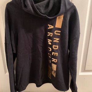 Under Armour Sweatshirt